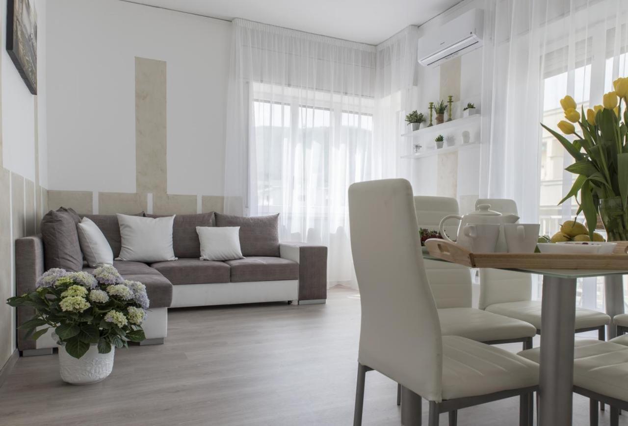A.I.R. Sorrento Apartment ภายนอก รูปภาพ